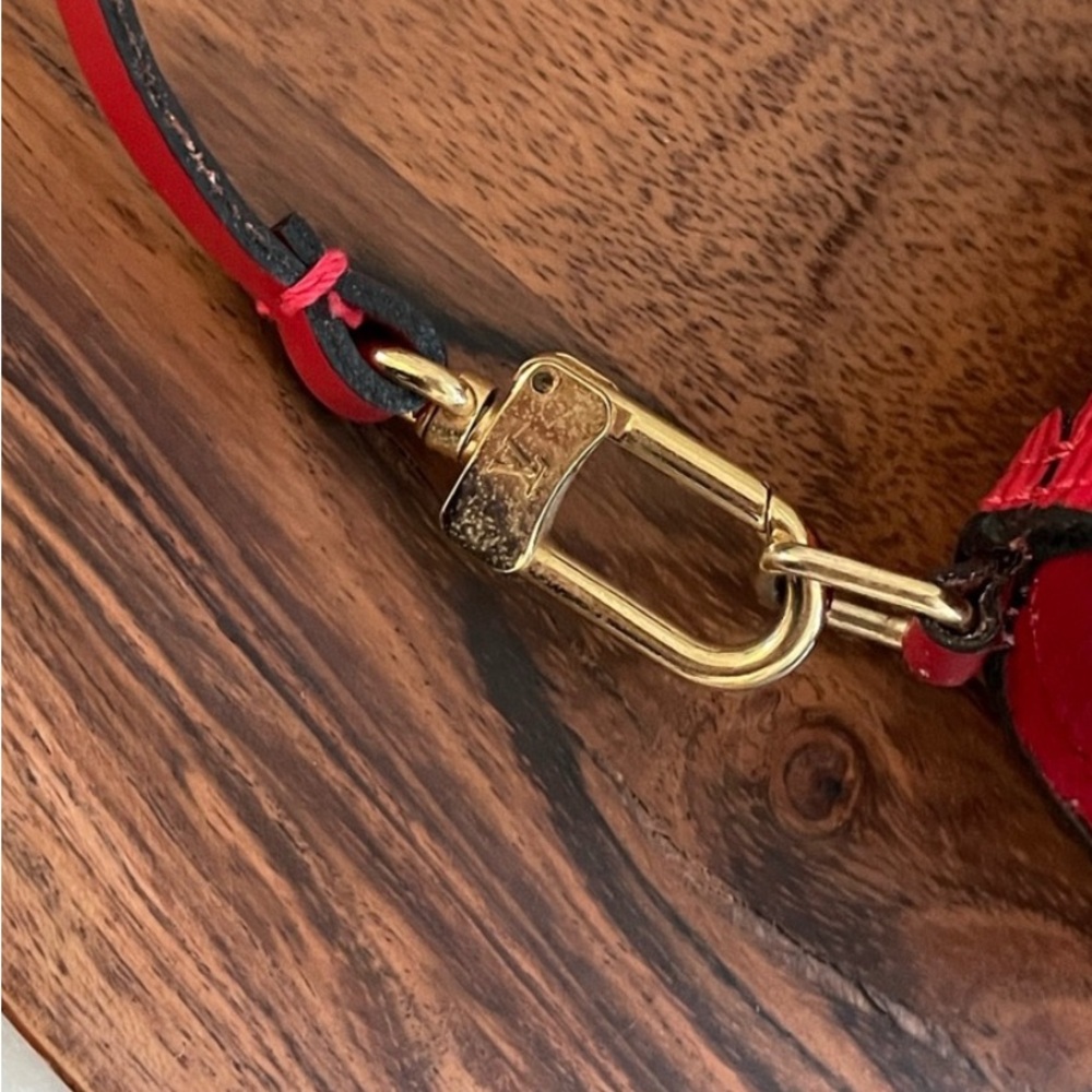 Louis Vuitton EPI Soufflot Pochette Mini in Castillan Red EUC with Coa - Picture 8 of 17